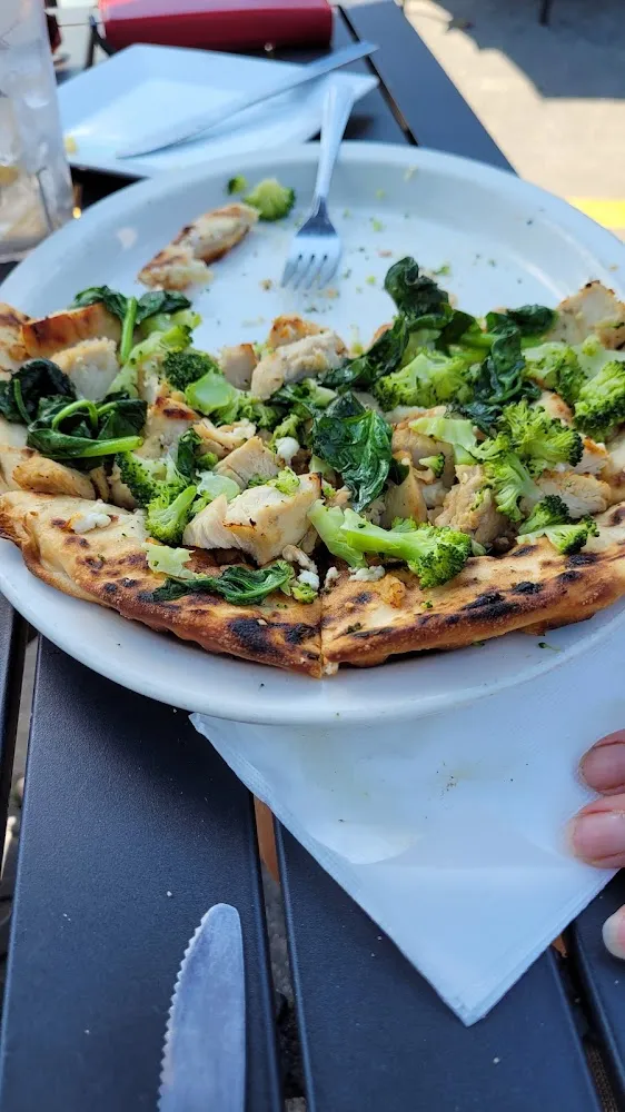 Flatbread Pizza w Chicken Broccoli & Feta