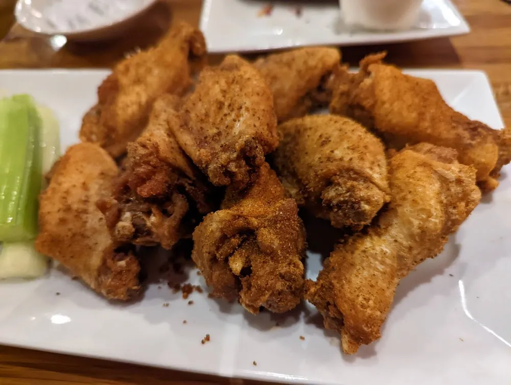 Fried Chicken Wings with Dry Rub
